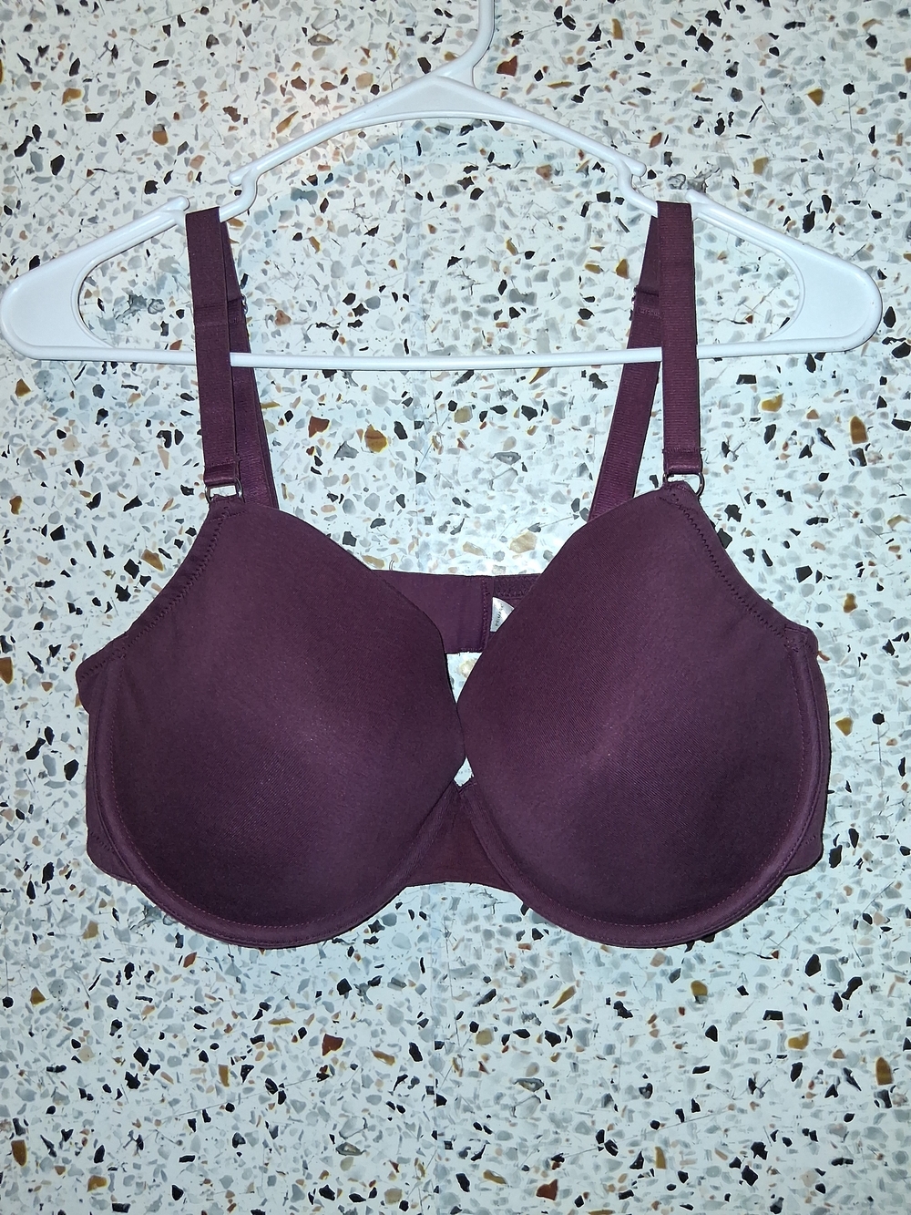 Primark Tshirt Bra Size 40DD Burgundy Padded With Wires